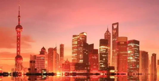 上海陆家嘴夜游究竟有多震撼？一次登顶上海中心和东方明珠，才算真正看过魔都夜景🌃