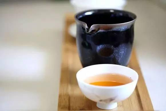 白露茶收藏价值醉高的白茶-白茶收藏