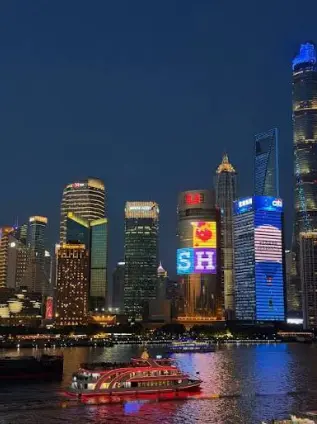 上海苏州河夜跑哪几段最安全？路灯亮度与补给点实测